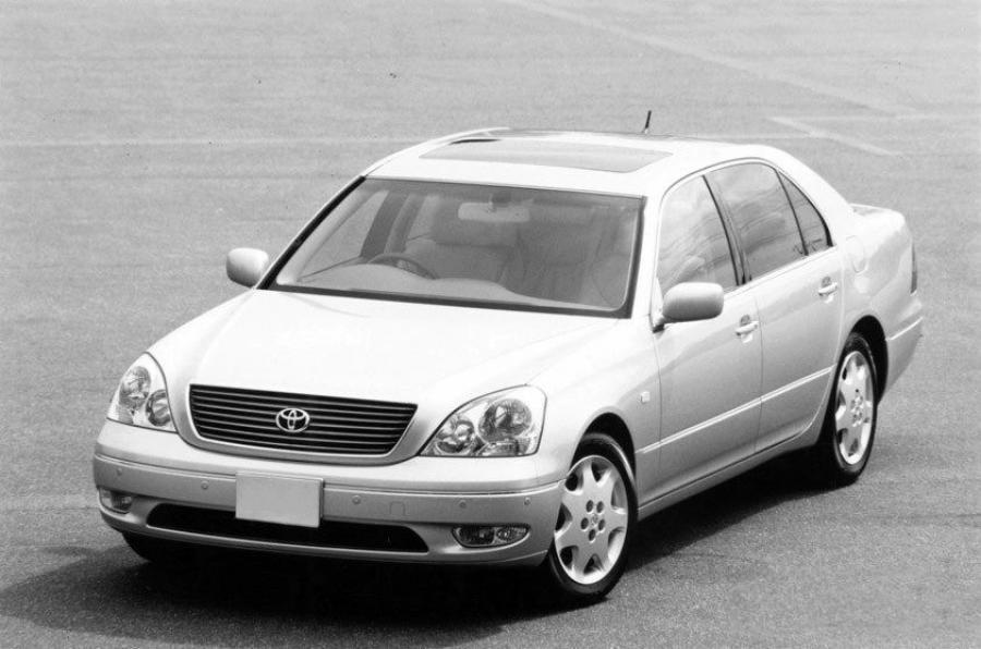  Toyota Celsior 2000 года  (фото 19 из 22)